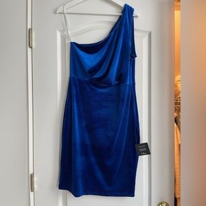Lulus Royal Blue Velvet Off the Shoulder dress